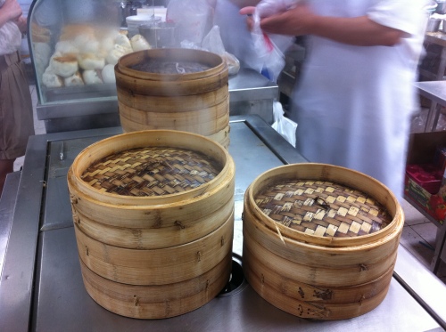 Steaming buns at YongHe Dou Jiang